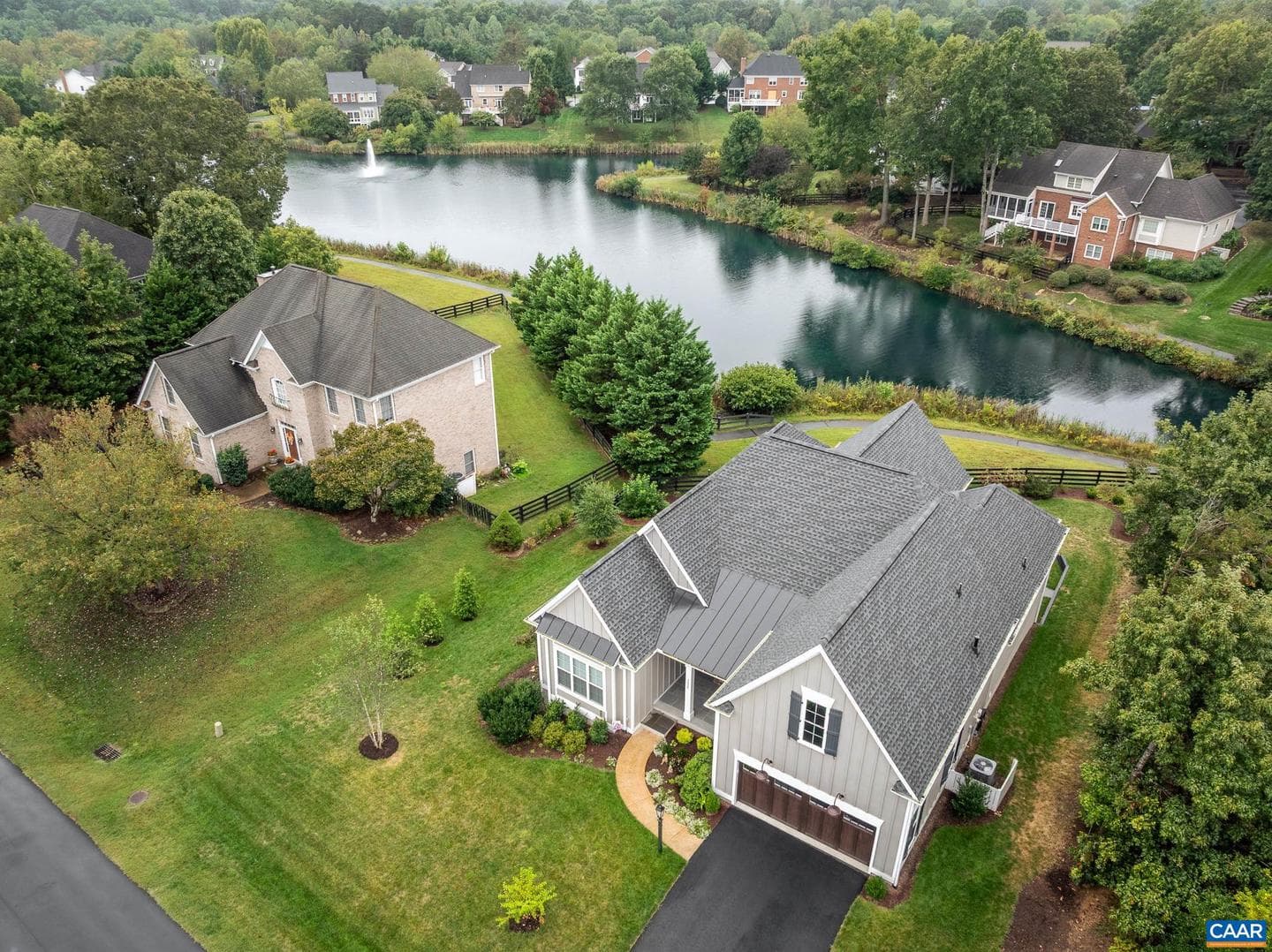 2426 Pendower Ln photo 11