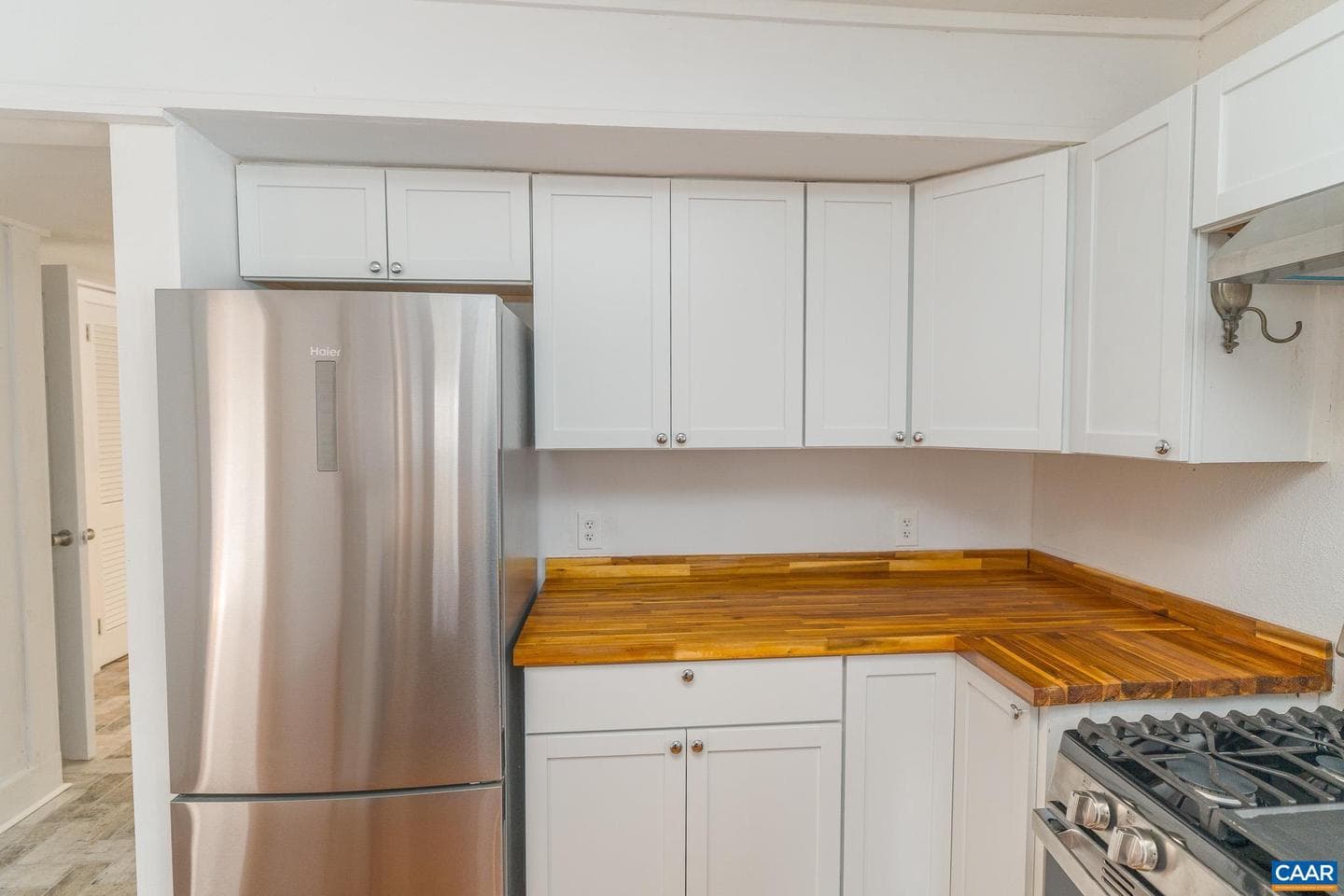 1108 Blenheim Ave photo 15