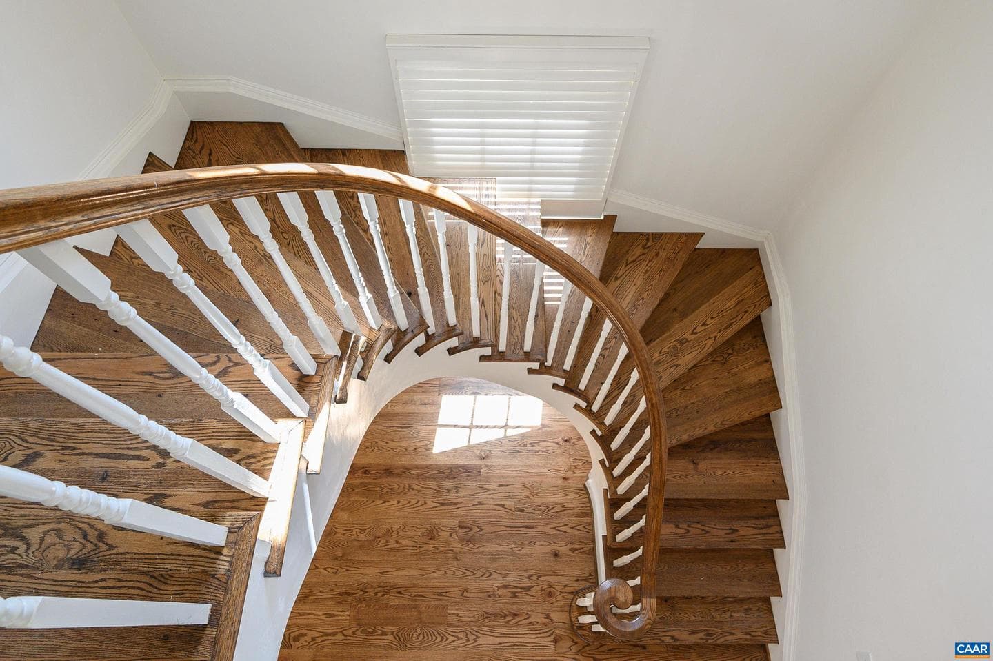 2405 Coopers Ln photo 5