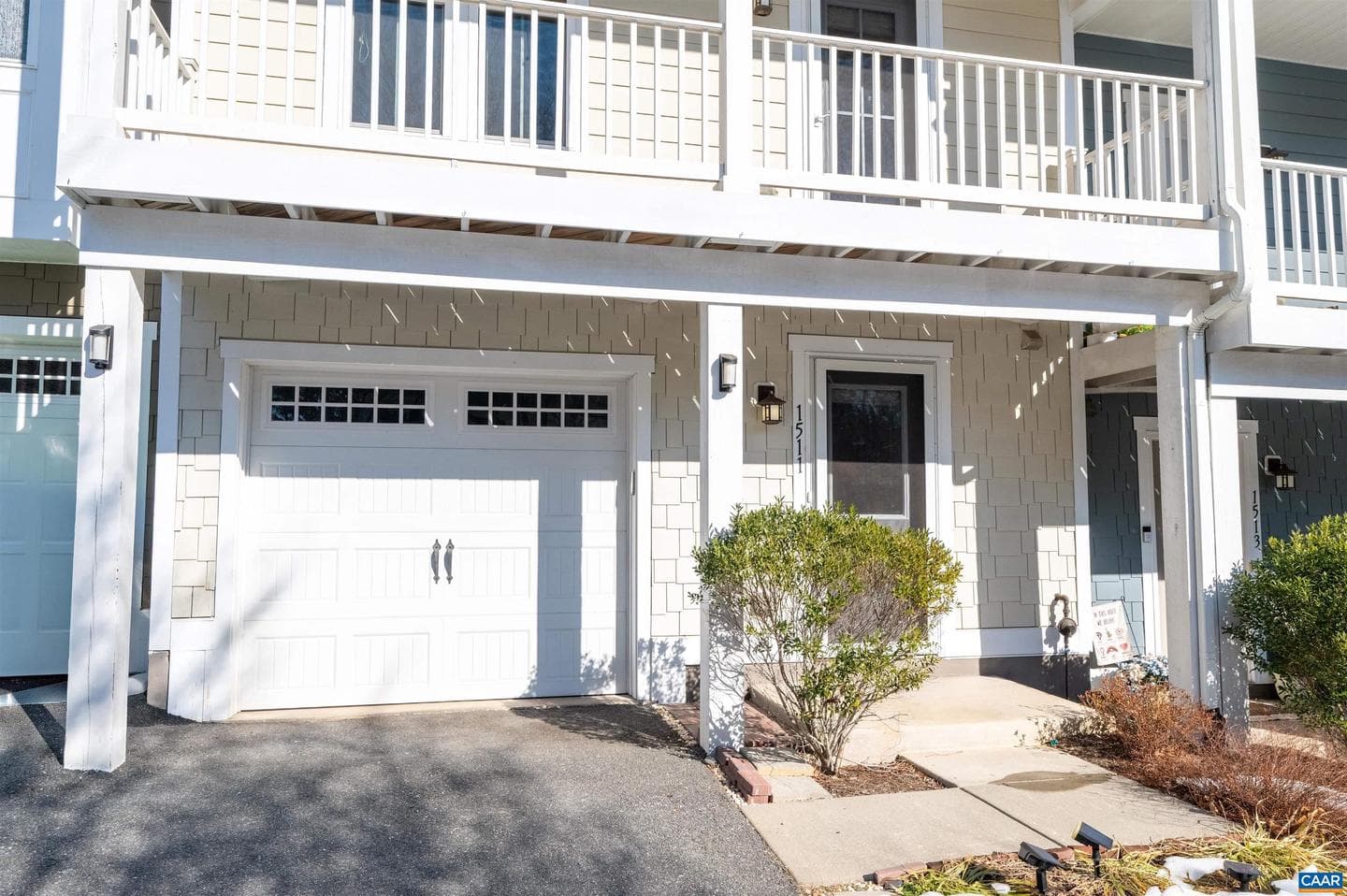 1511 Wickham Pond Dr photo 2