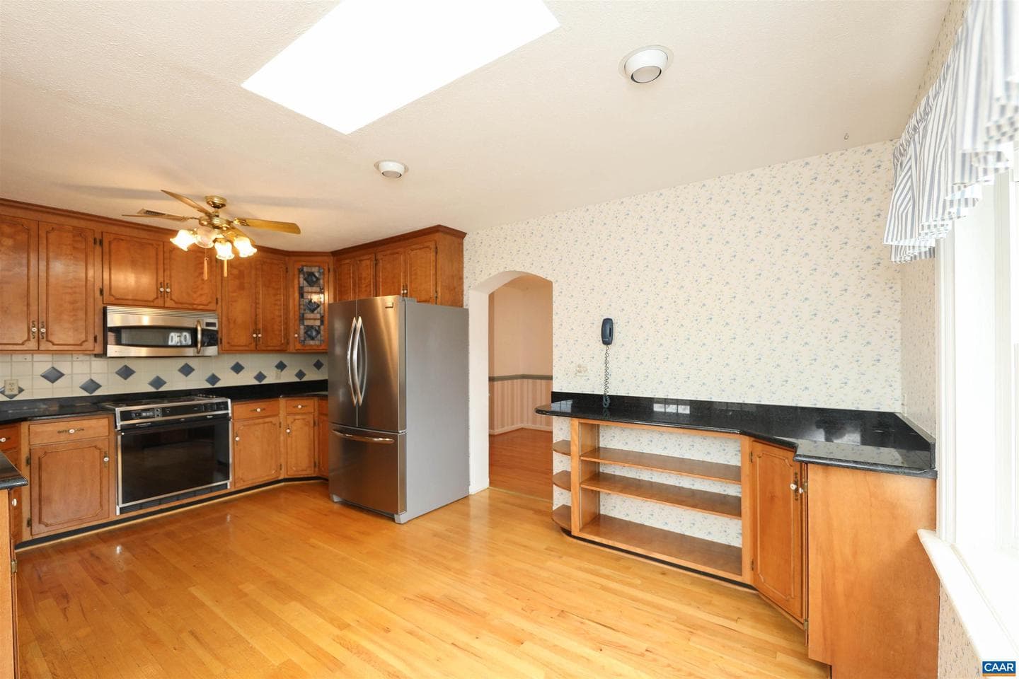1004 Coleman St photo 10