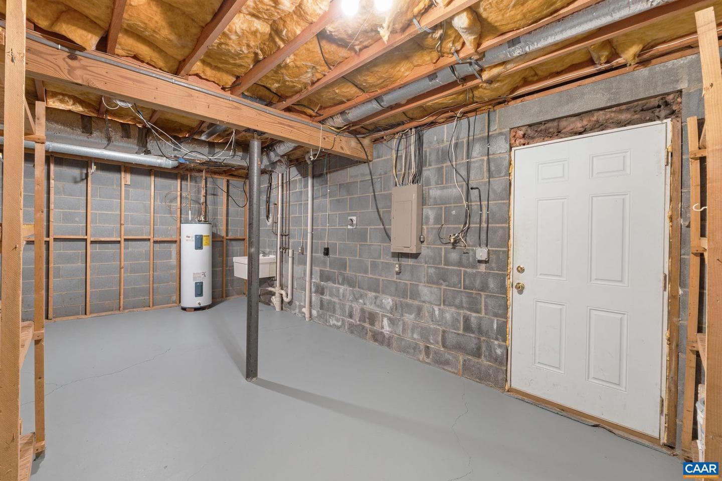 2752 Hydraulic Rd photo 30