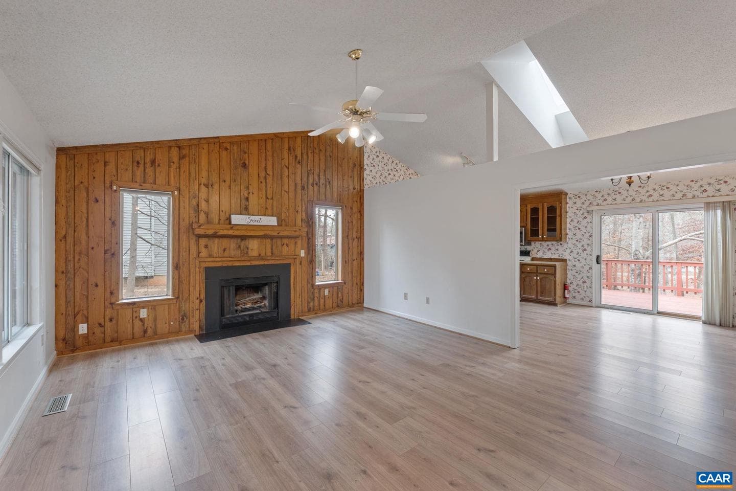 7 Englewood Dr photo 7