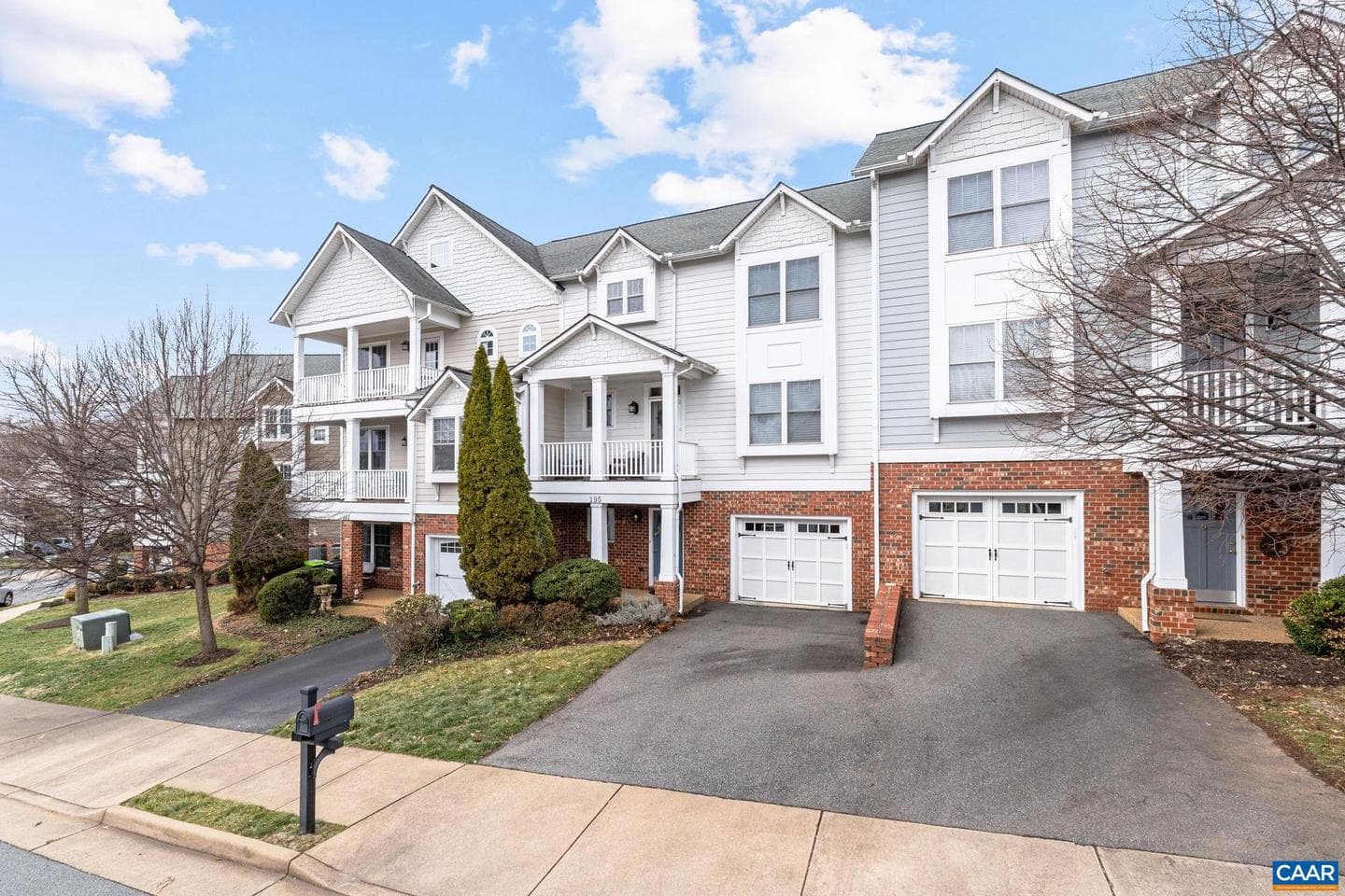 195 Brookwood Dr