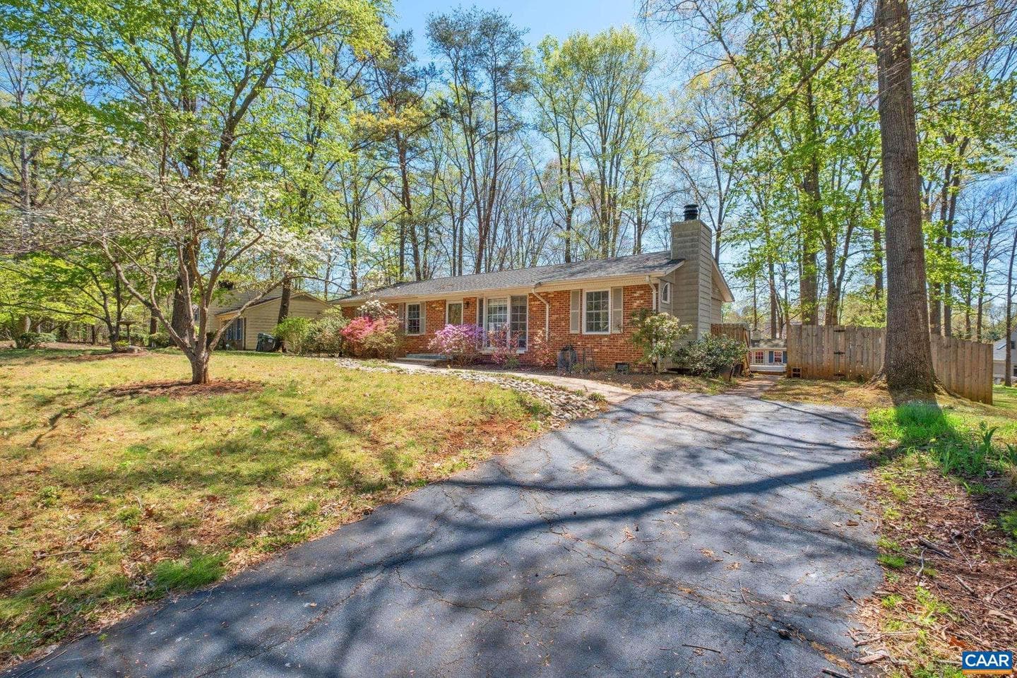1635 Poes Ln photo 30