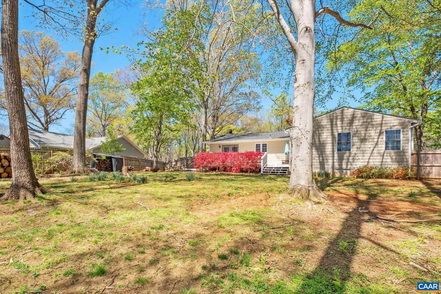 1635 Poes Ln photo 32