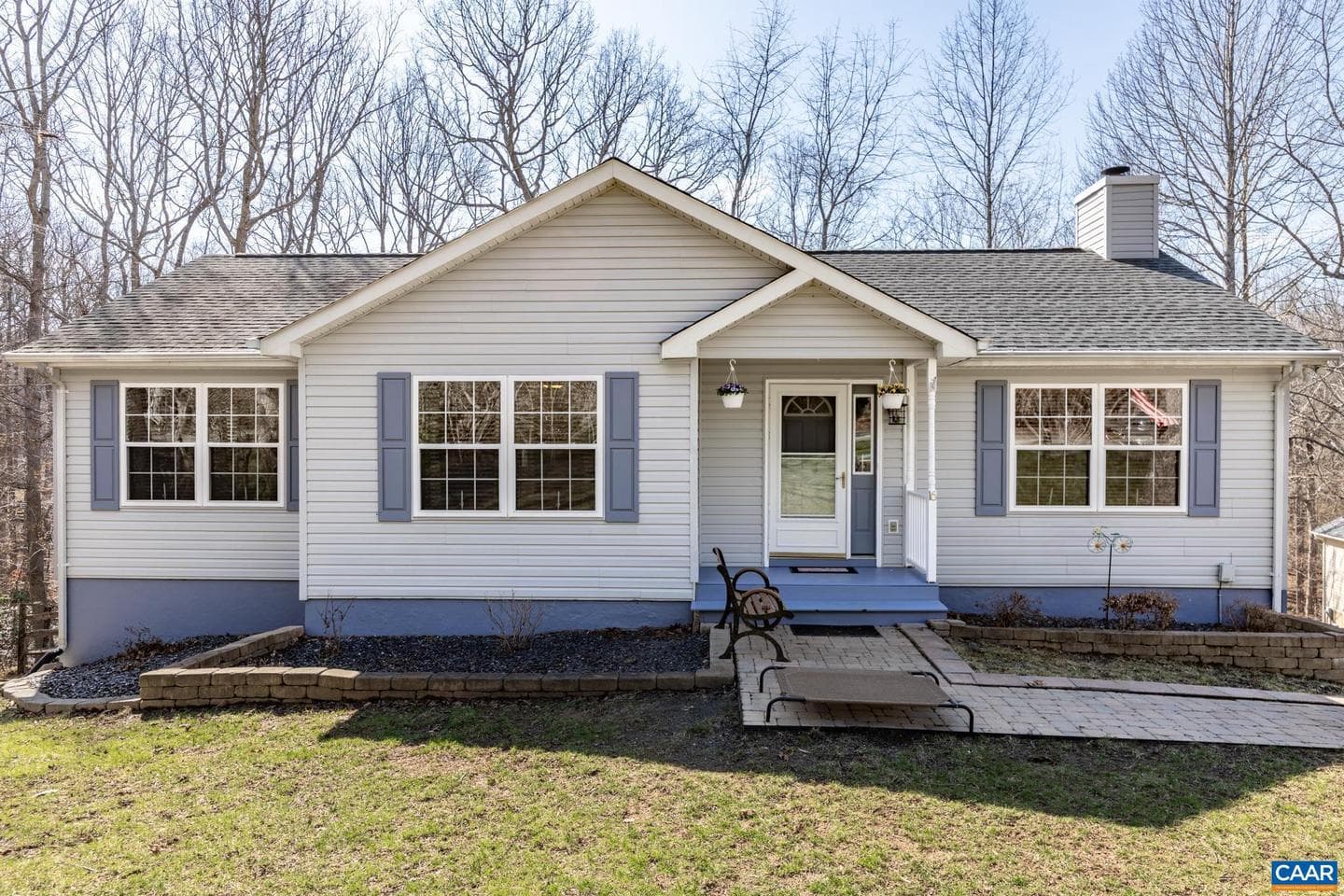 16 Chickasaw Pl photo 2