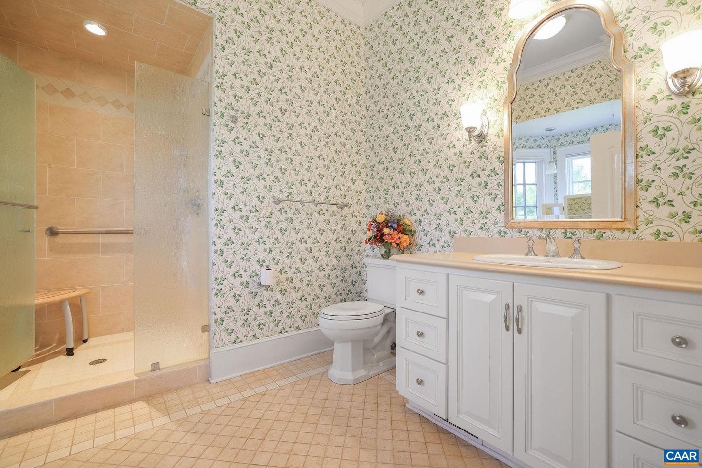 6385 Indian Ridge Dr photo 17