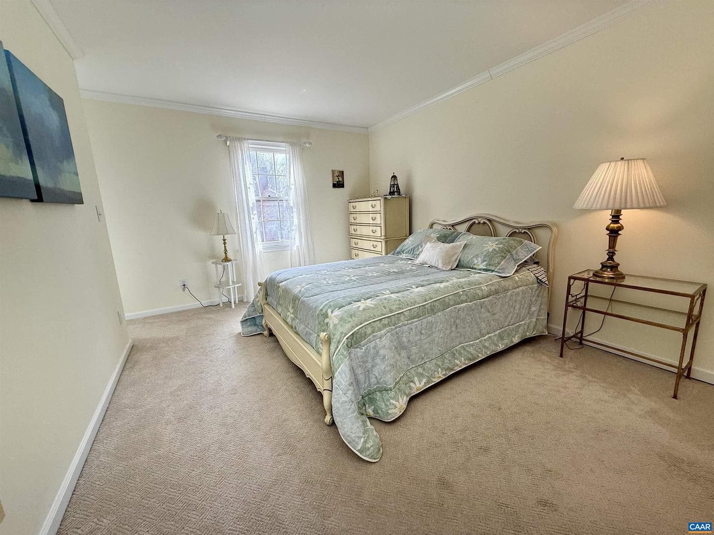 1036 Huntwood Ln photo 12