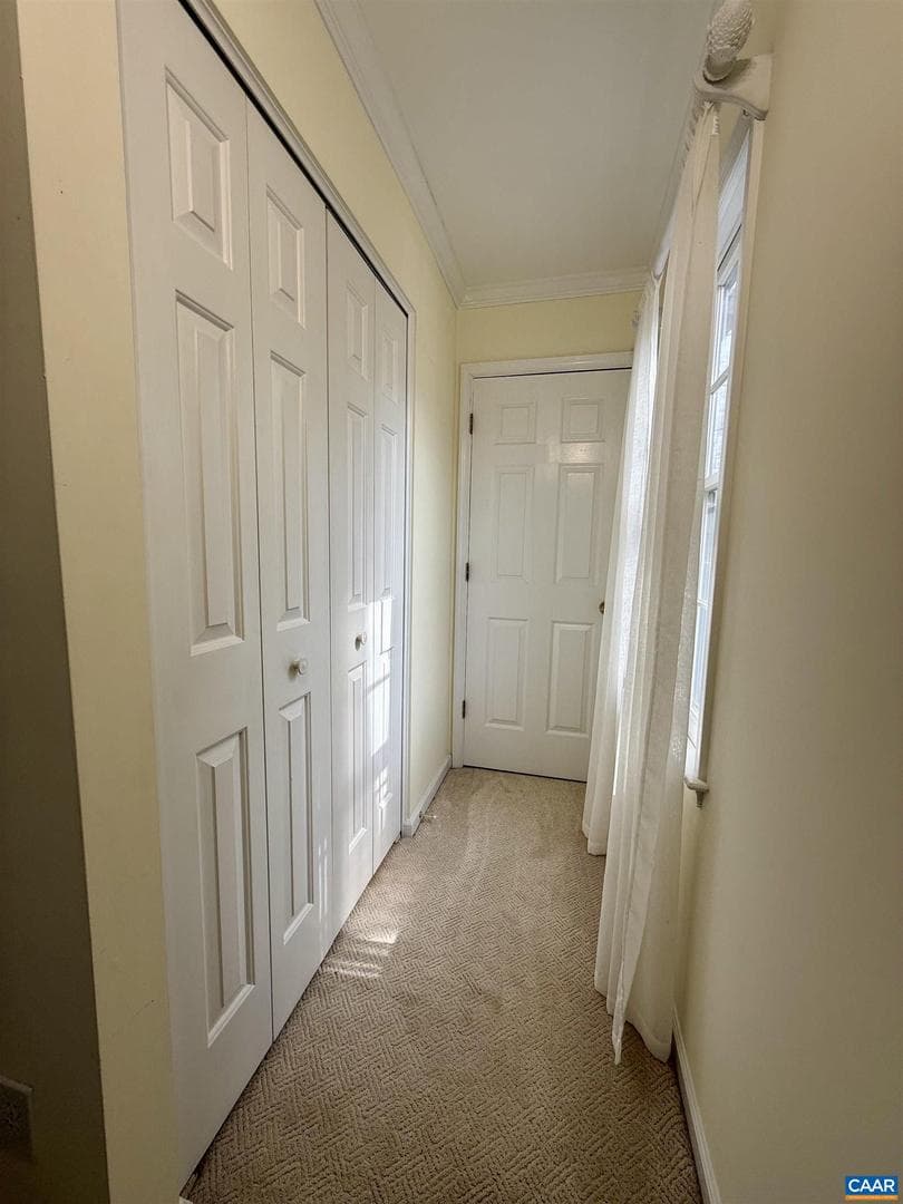 1036 Huntwood Ln photo 14