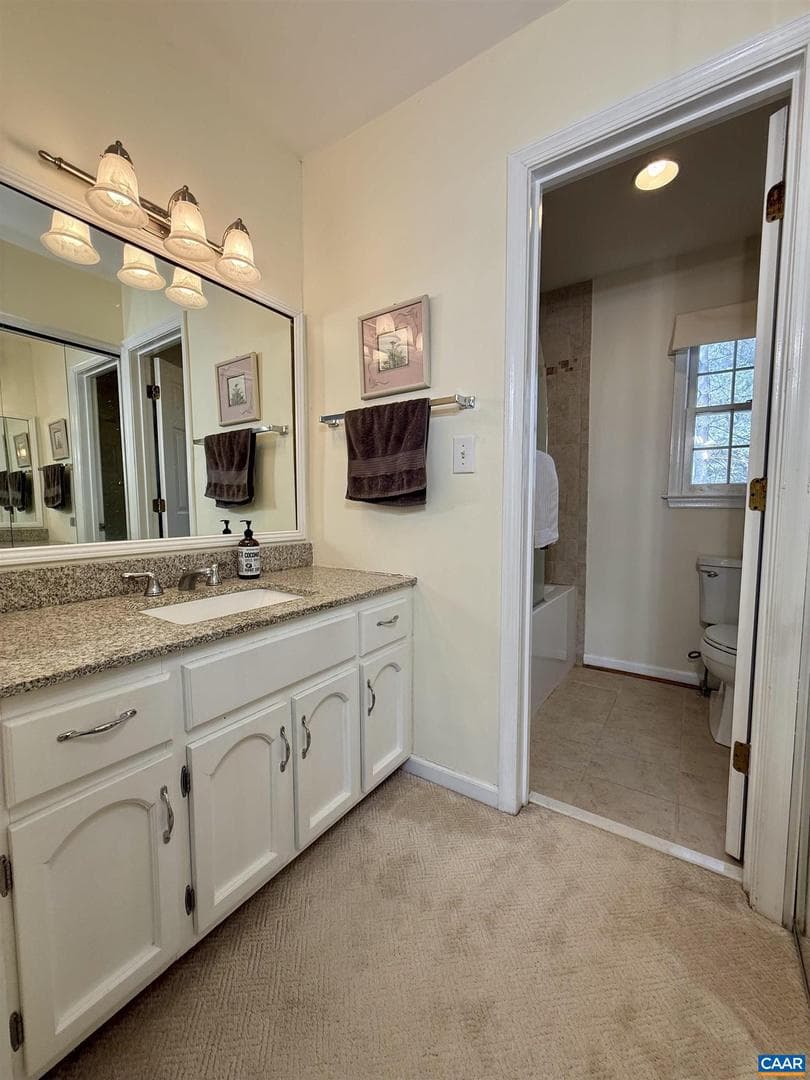 1036 Huntwood Ln photo 15