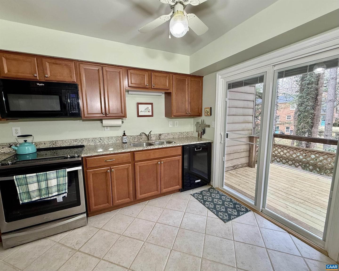 1036 Huntwood Ln photo 8