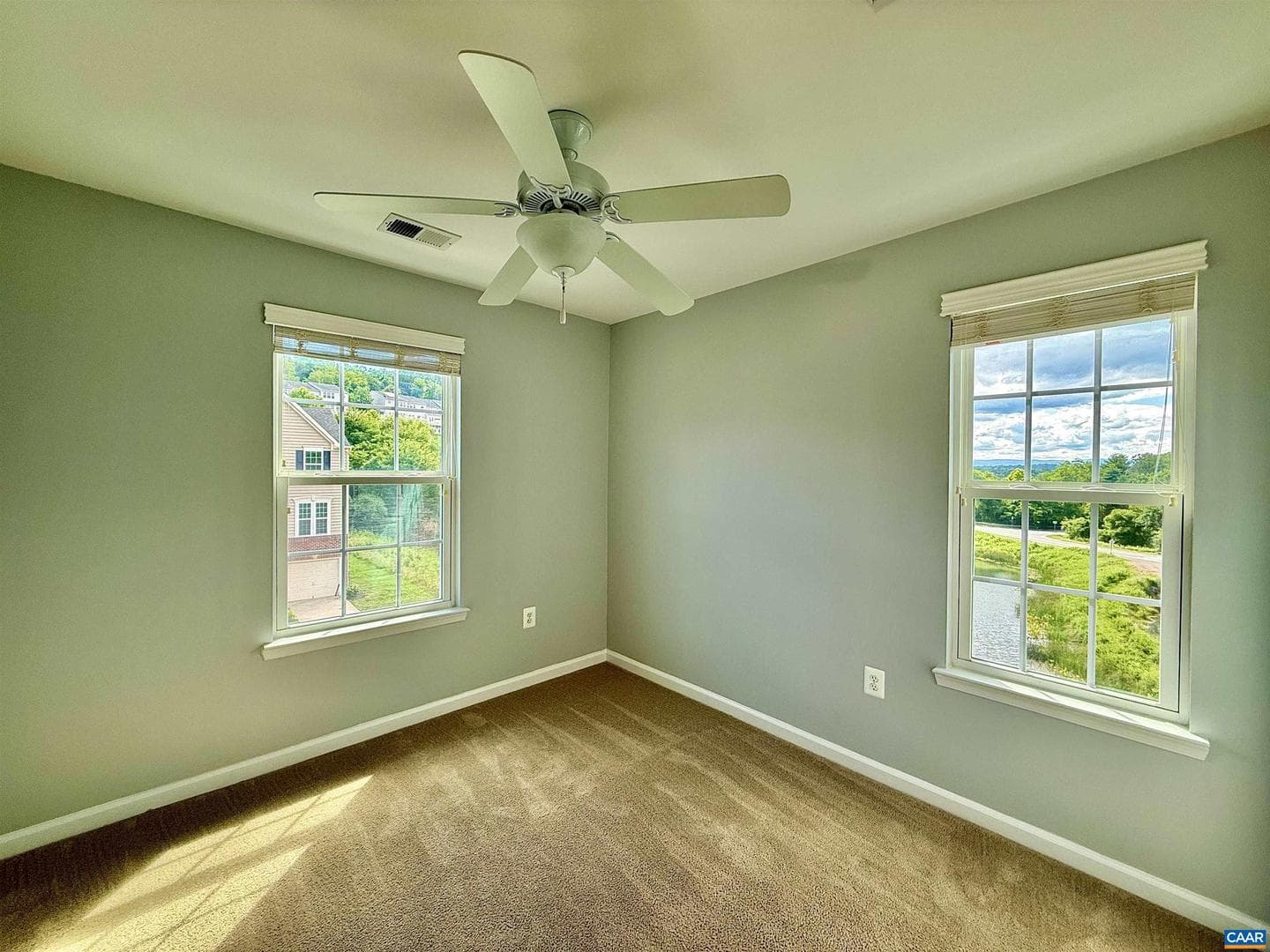2176 Whispering Hollow Ln photo 24