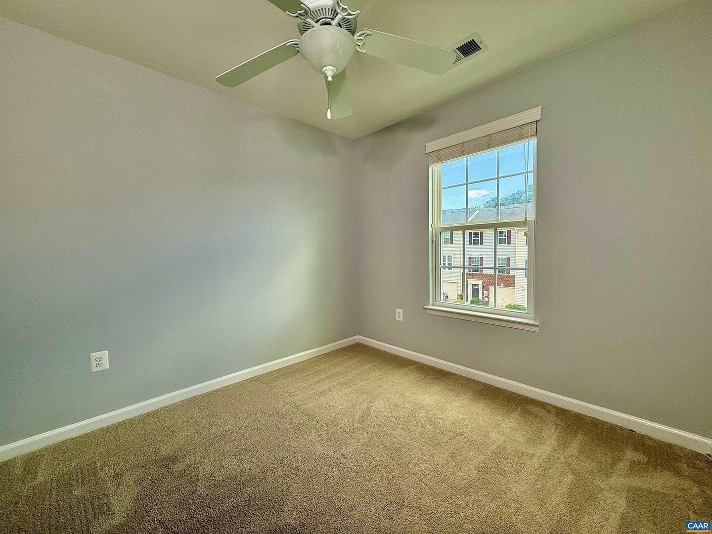 2176 Whispering Hollow Ln photo 27