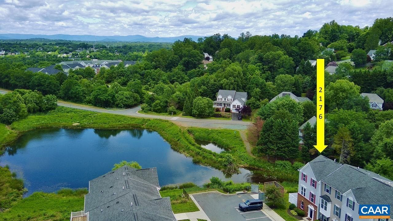 2176 Whispering Hollow Ln photo 3