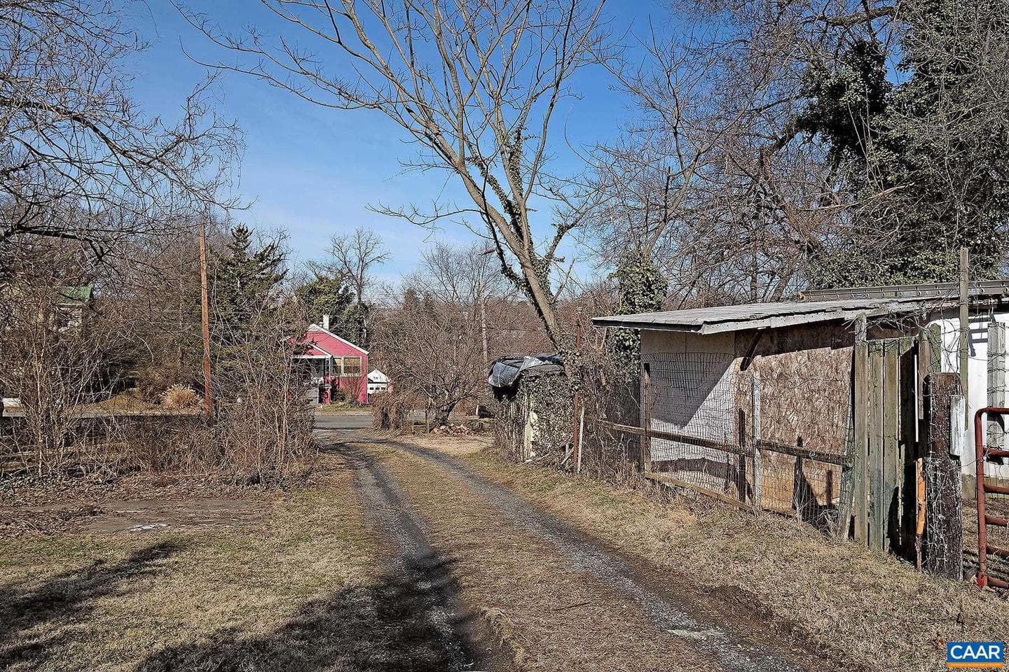 607 Montrose Ave photo 15