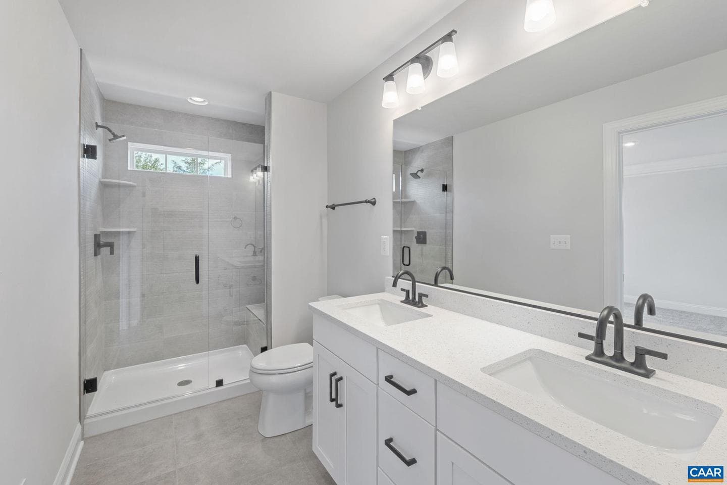 746 Park Ridge Dr photo 32