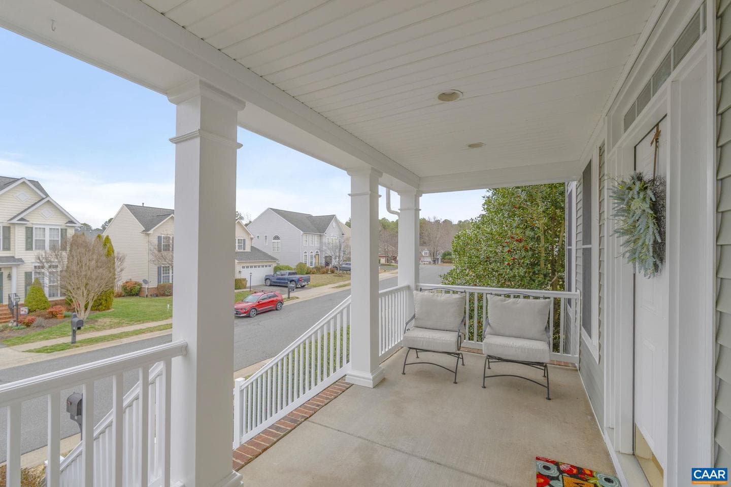 63 Villa Ave photo 6