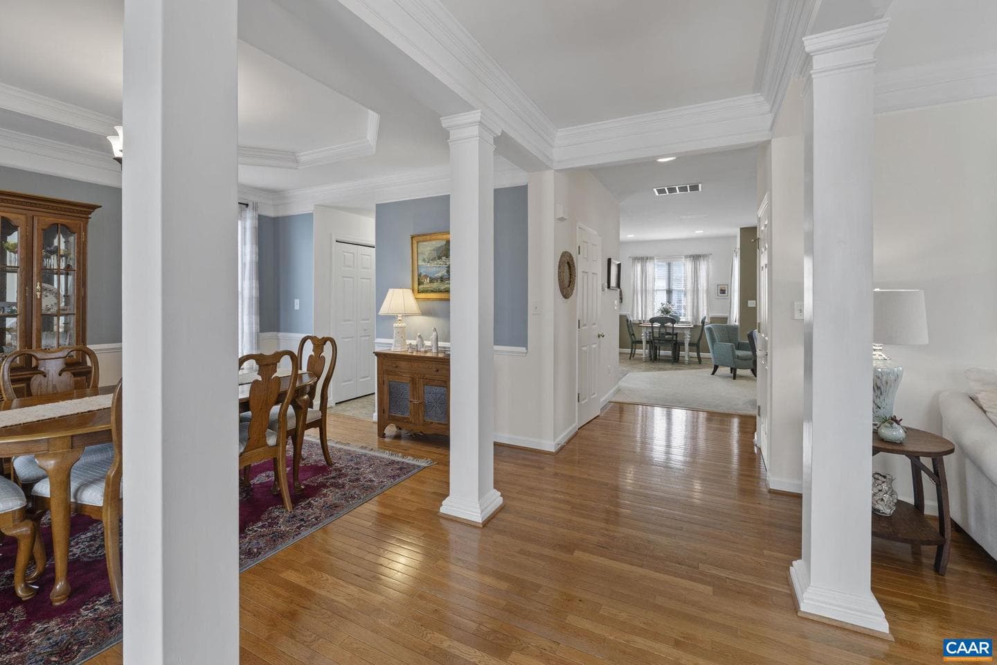63 Villa Ave photo 8