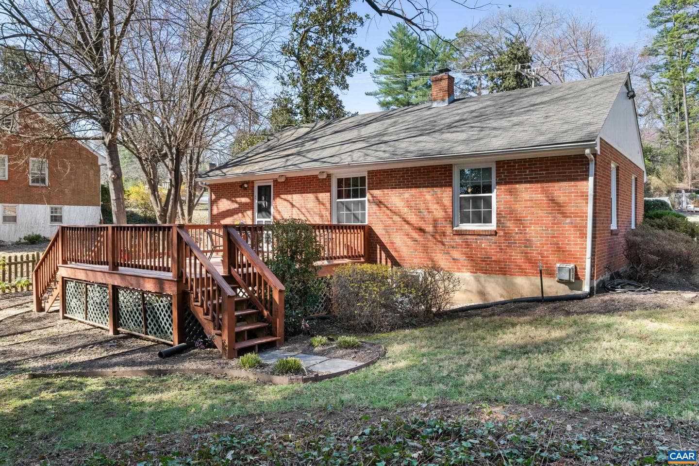 1216 Sherwood Rd photo 41