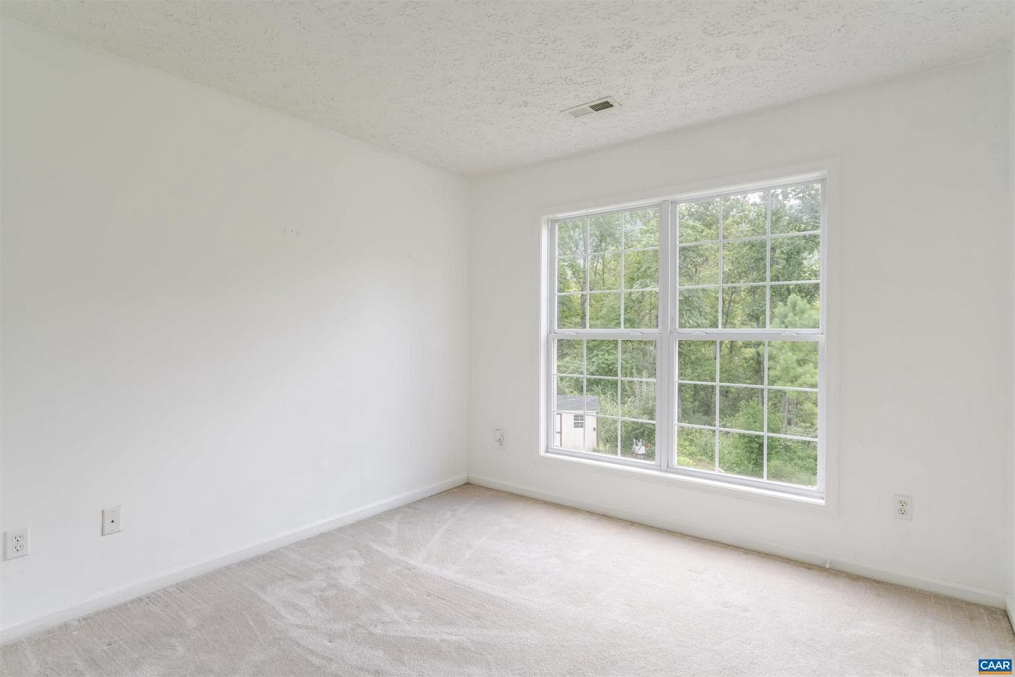 5860 Bearwood Rd photo 47