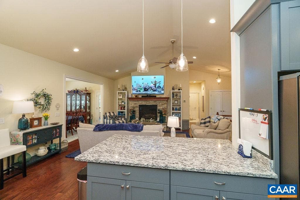 21030 Dunni Way photo 12