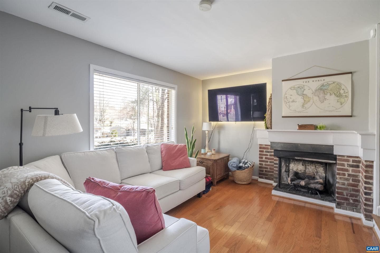 409 Valley Road Ext #a photo 3