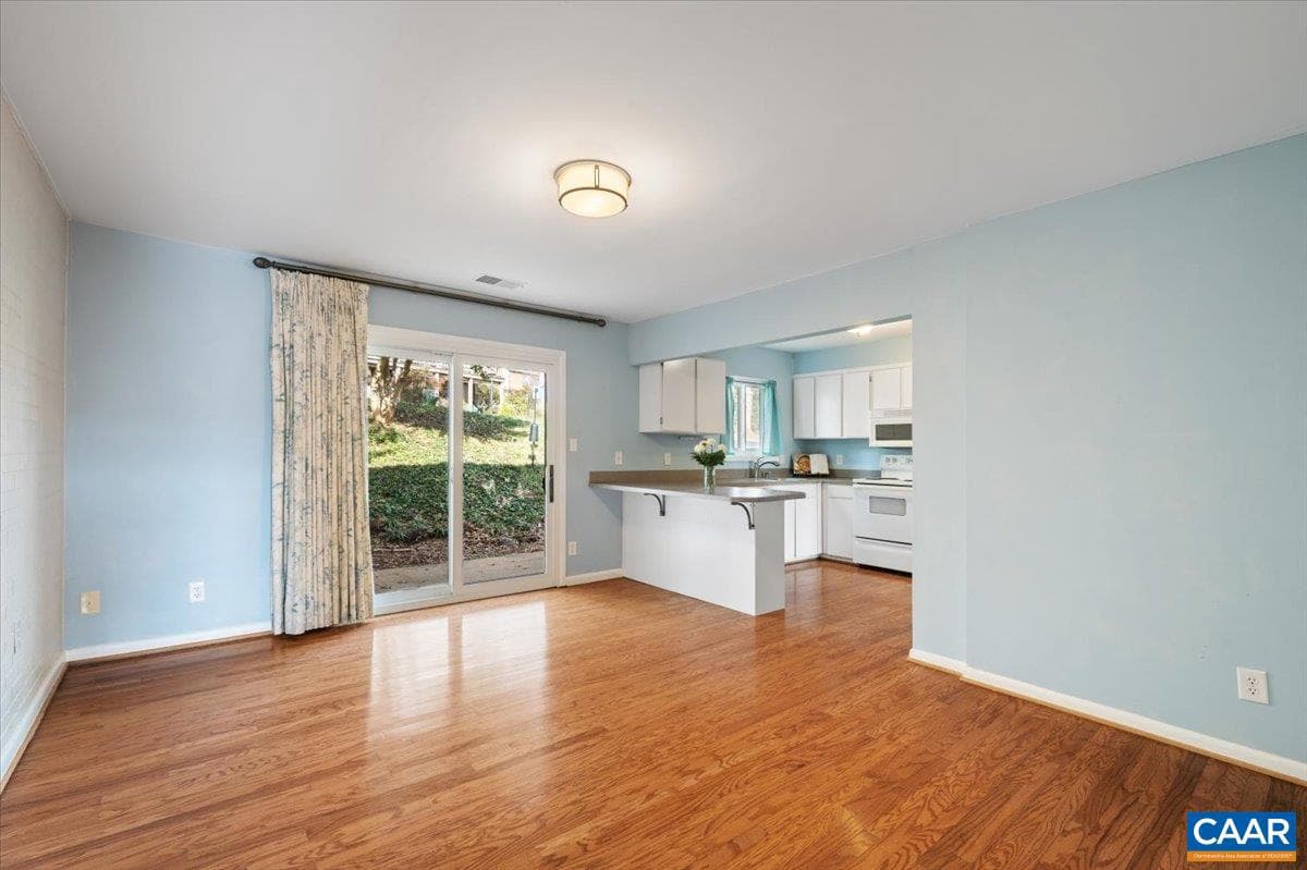 301 Harvest Dr photo 30