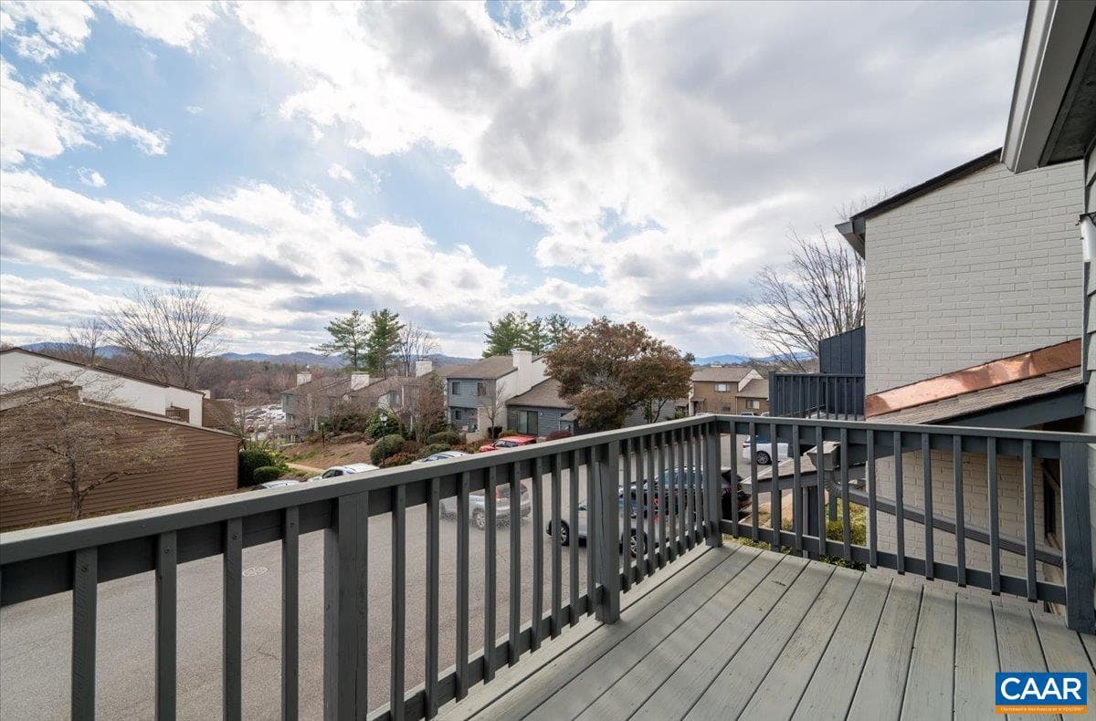 301 Harvest Dr photo 44