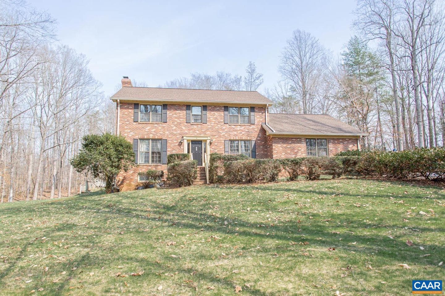750 Lochridge Ln
