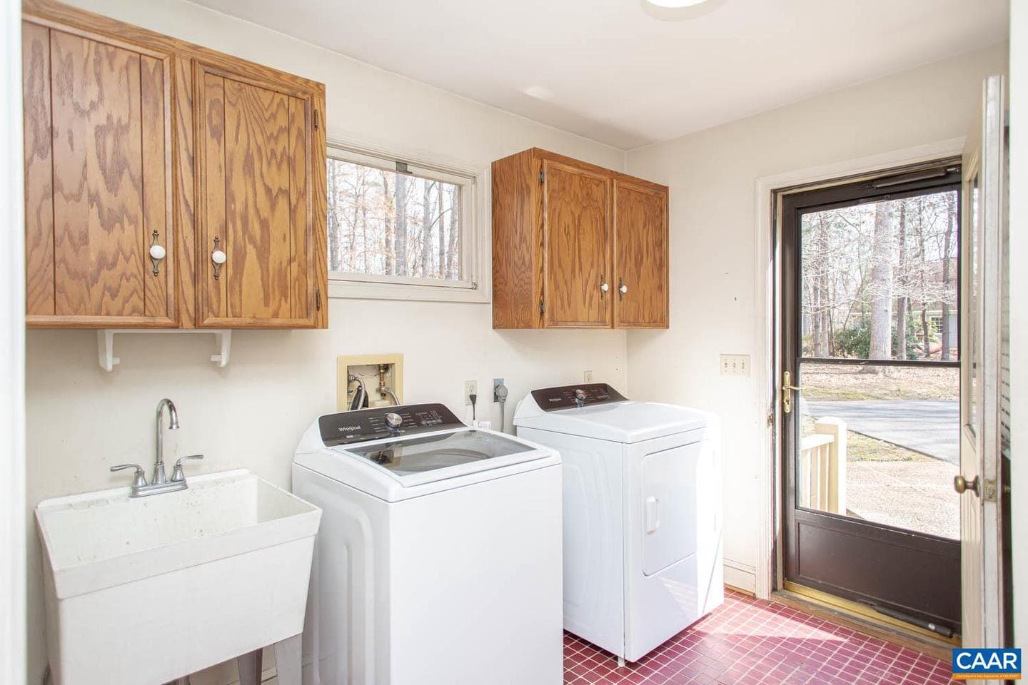 750 Lochridge Ln photo 14