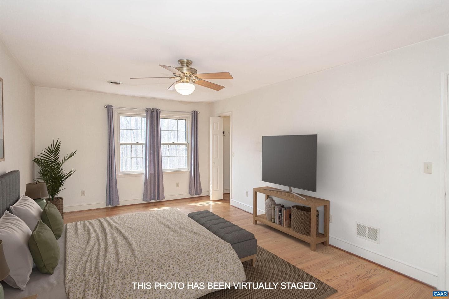 750 Lochridge Ln photo 20