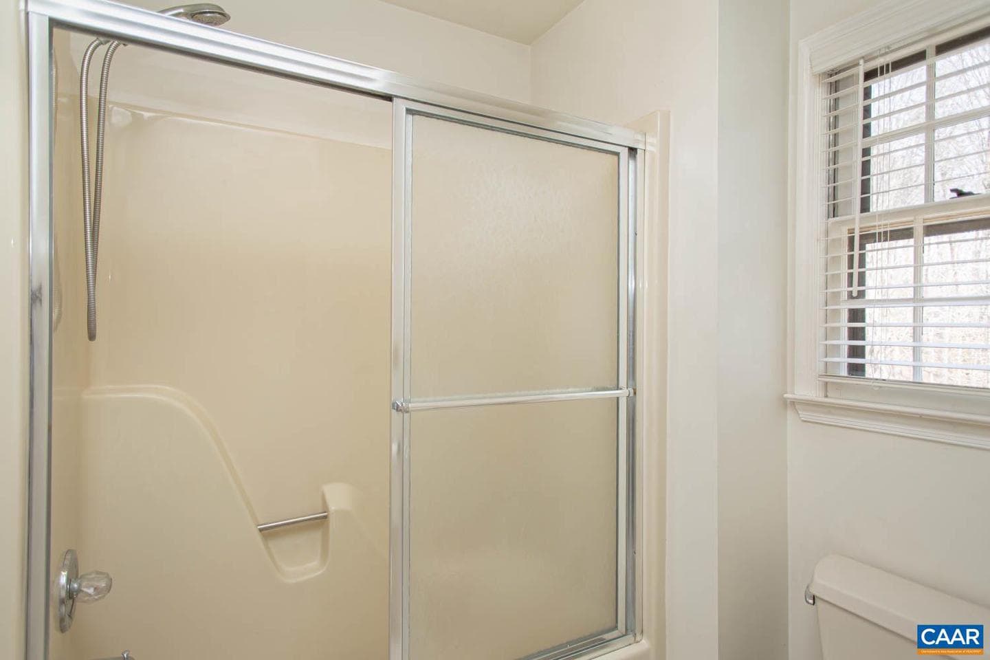750 Lochridge Ln photo 22