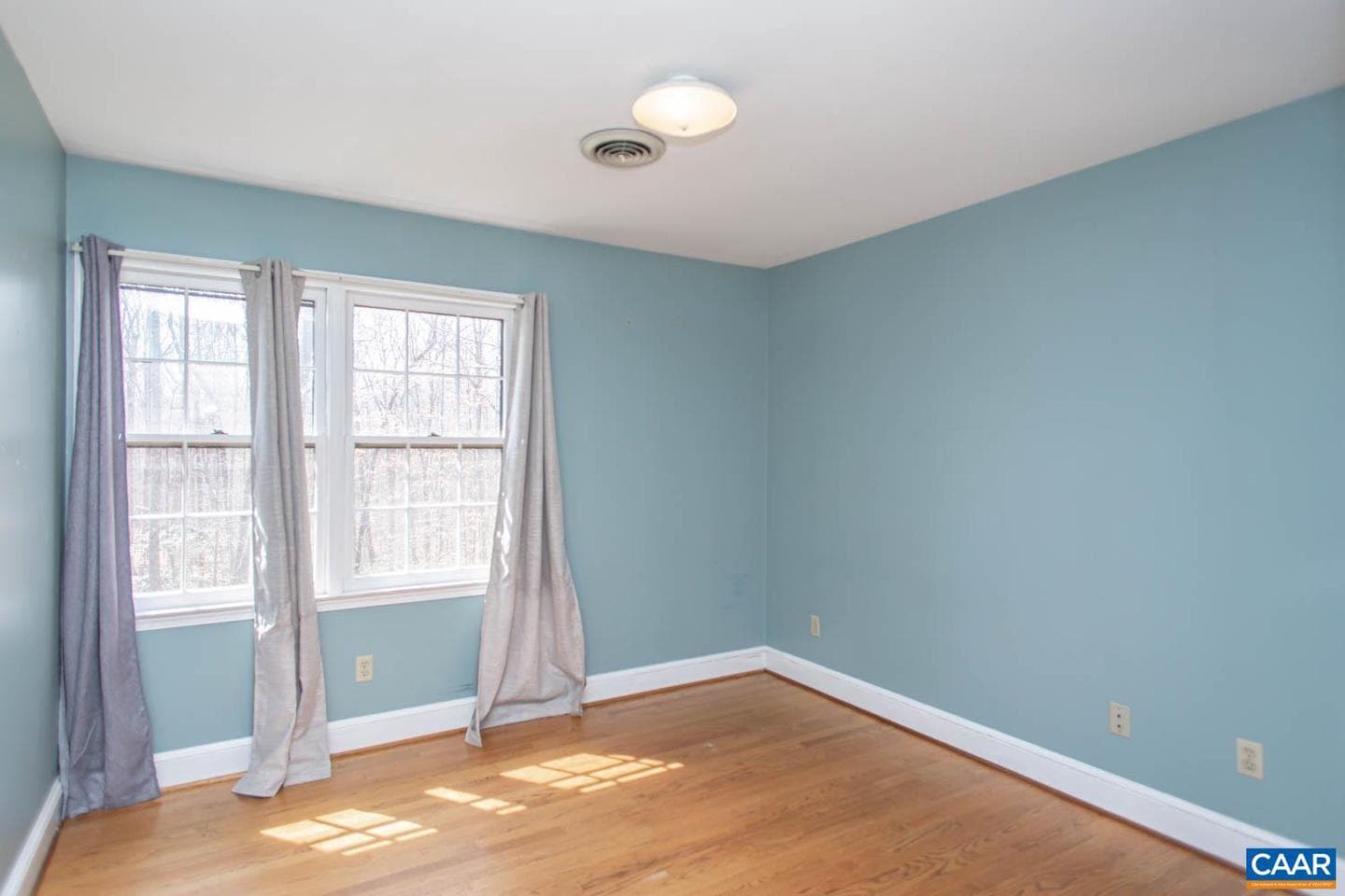 750 Lochridge Ln photo 24