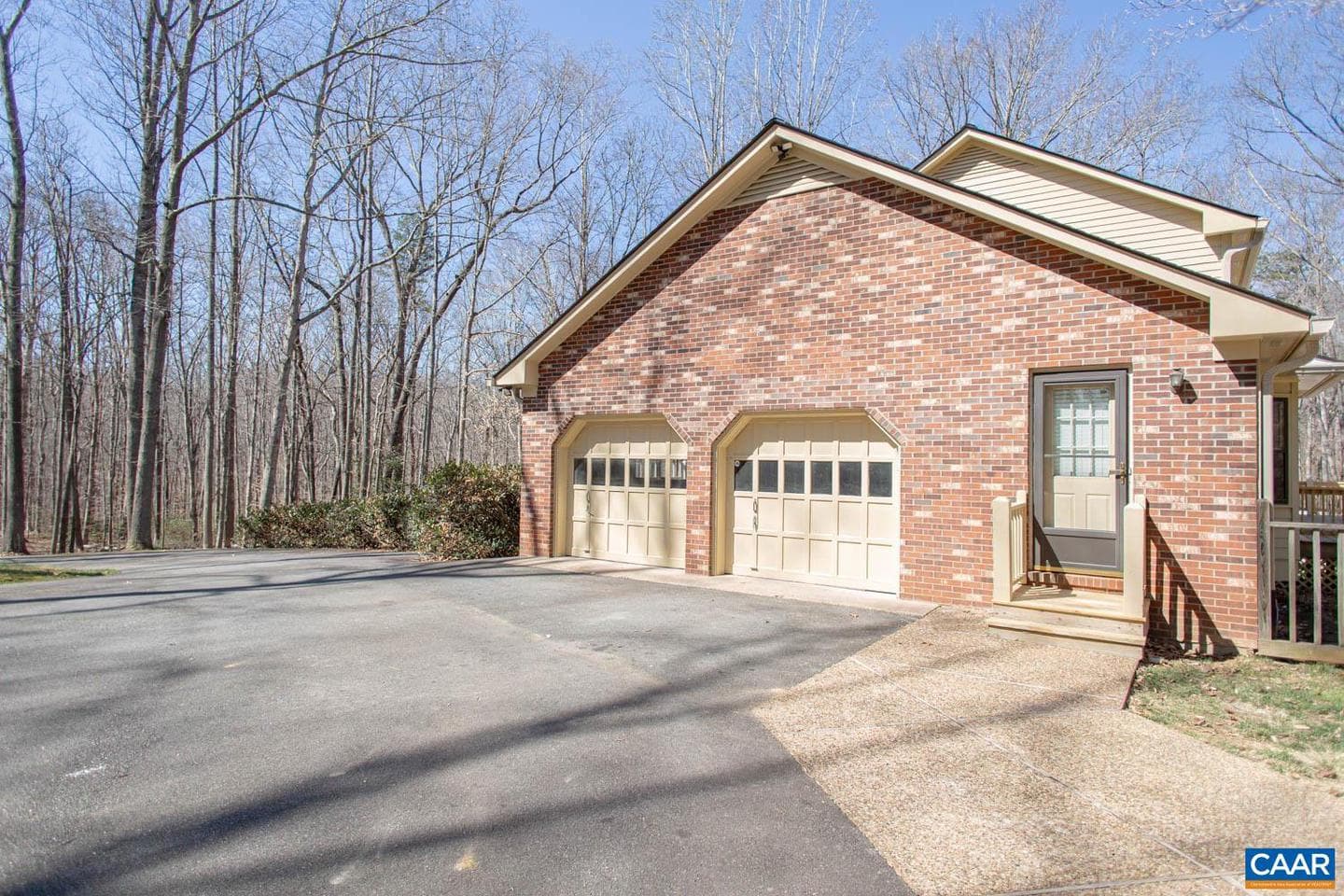 750 Lochridge Ln photo 35