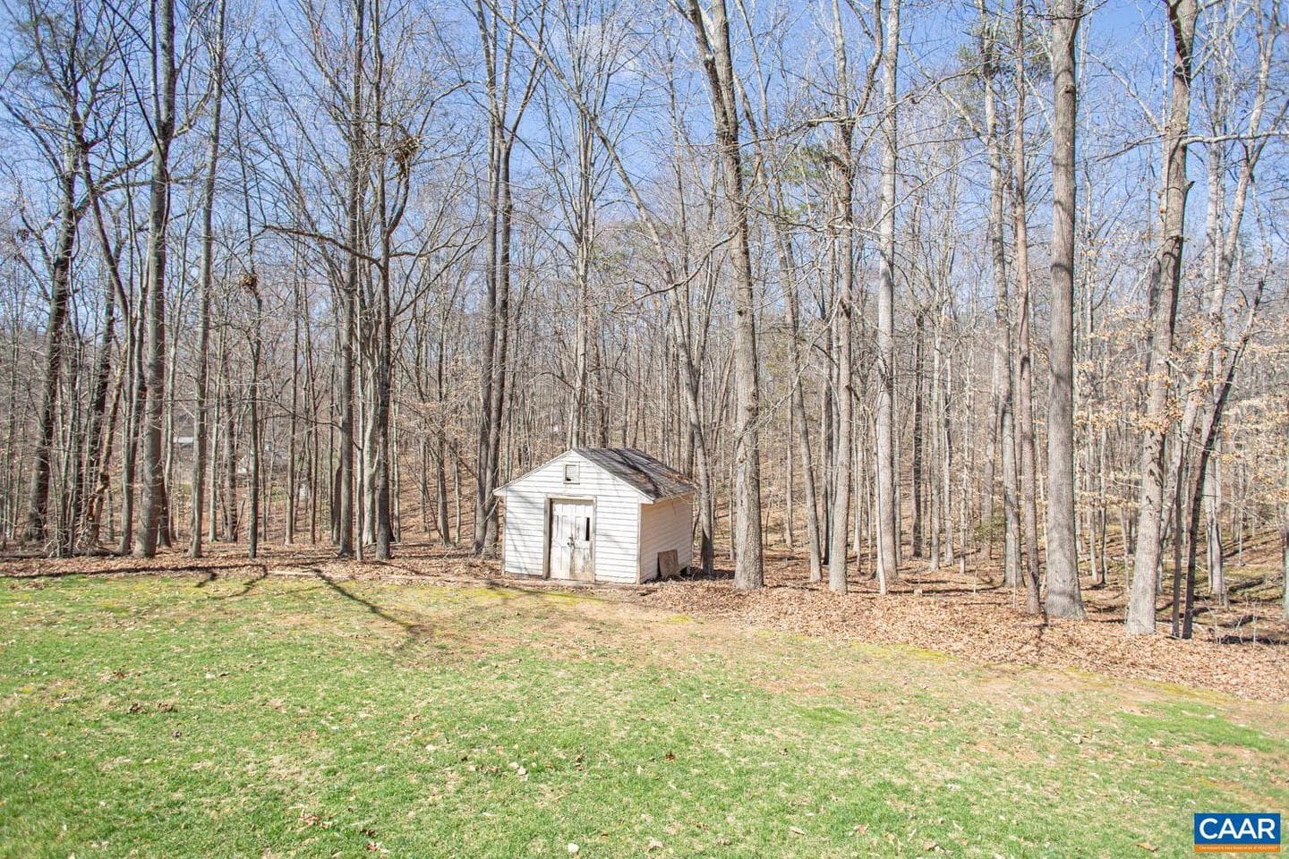 750 Lochridge Ln photo 39