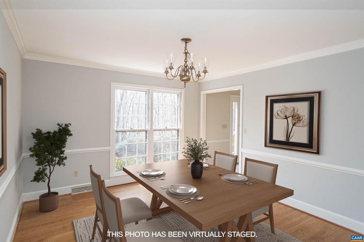 750 Lochridge Ln photo 9