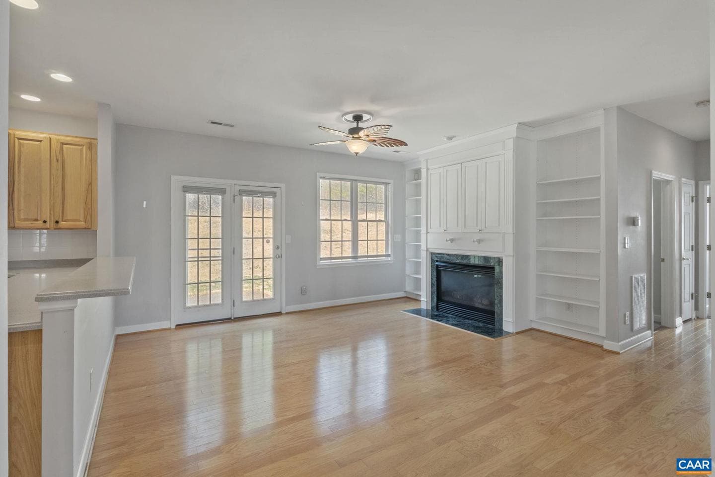 1118 Rustic Willow Ln photo 3