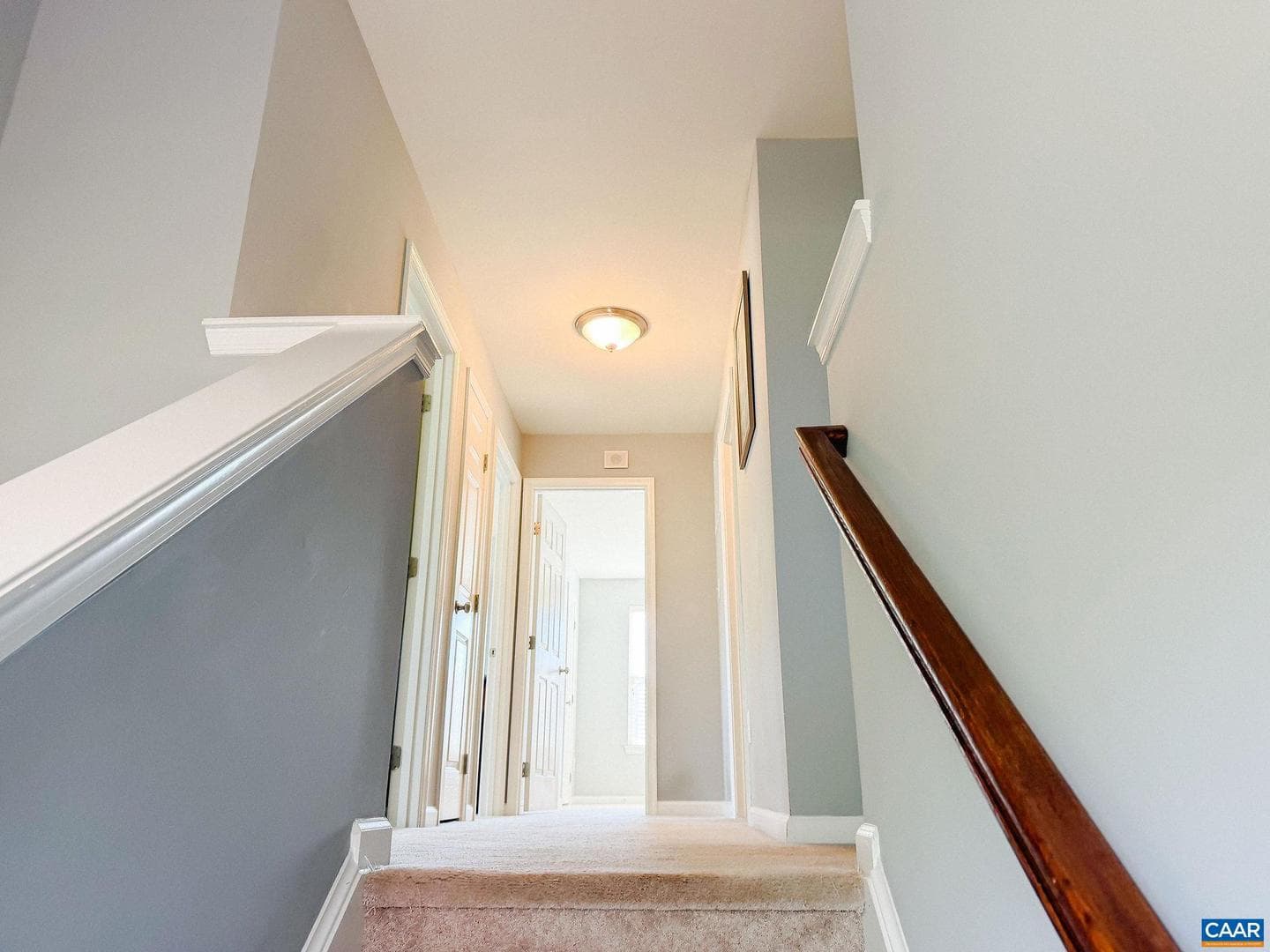 566 Justin Dr photo 19