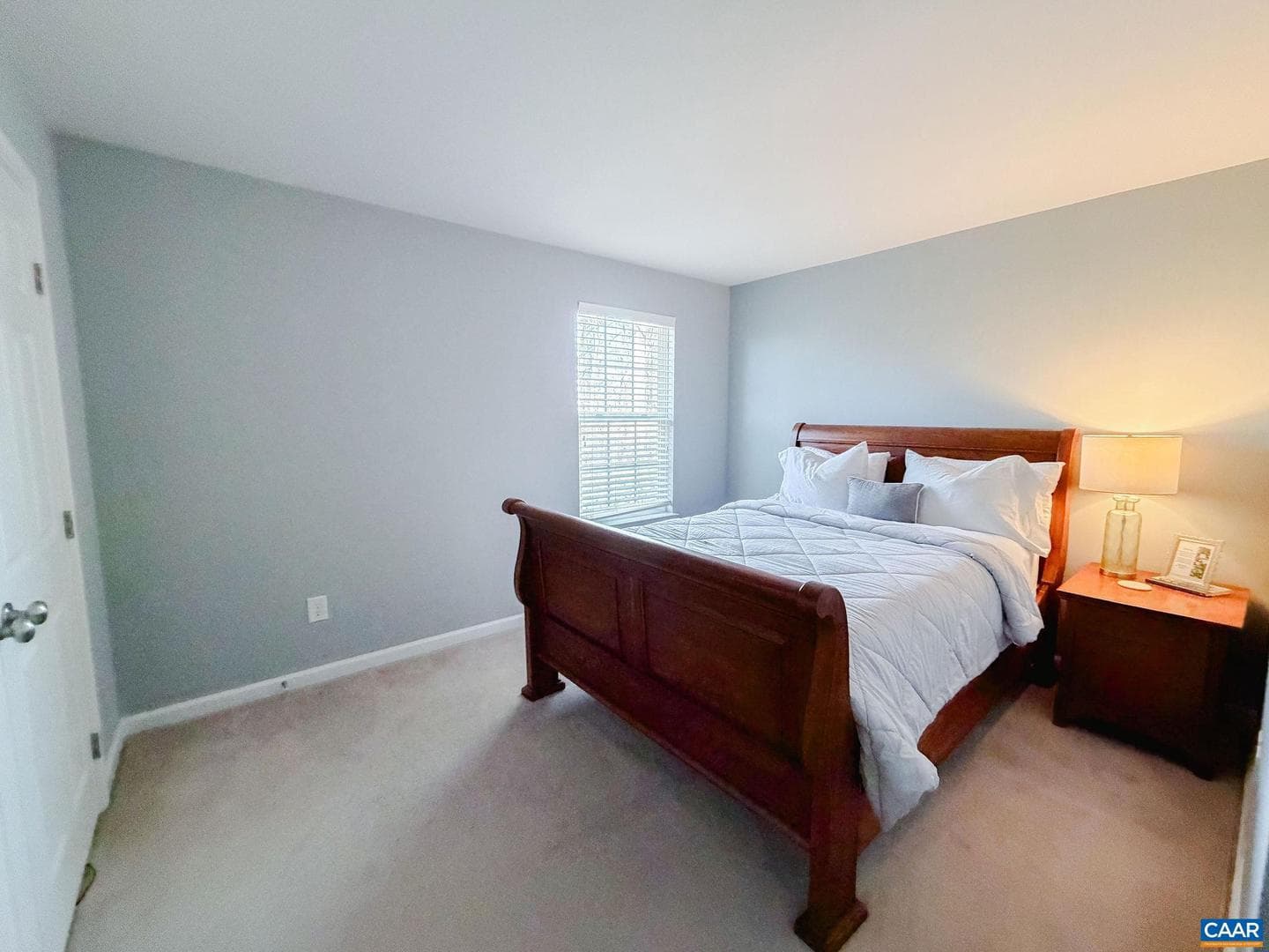 566 Justin Dr photo 29