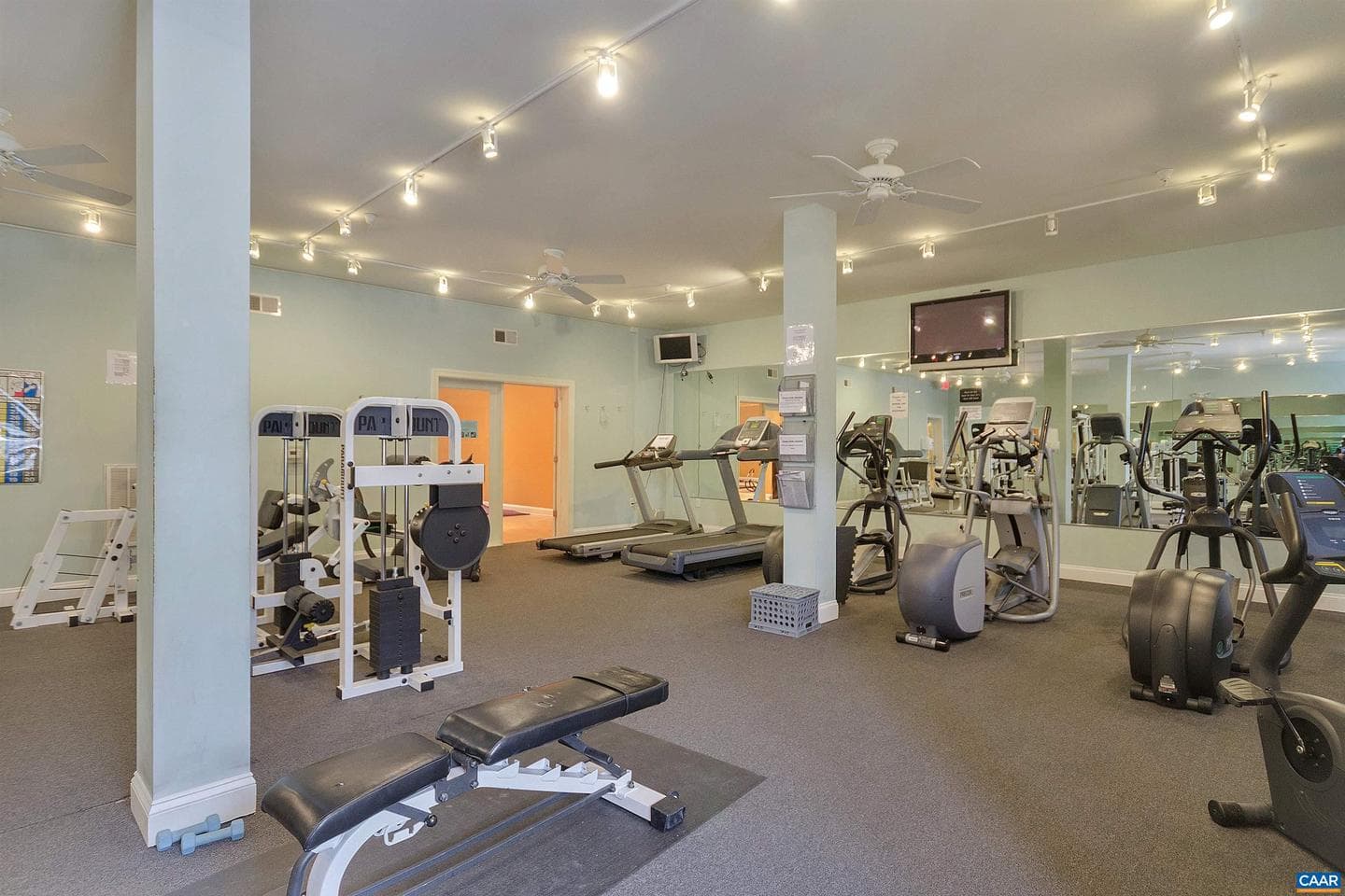 720 Walker Sq #1b photo 22