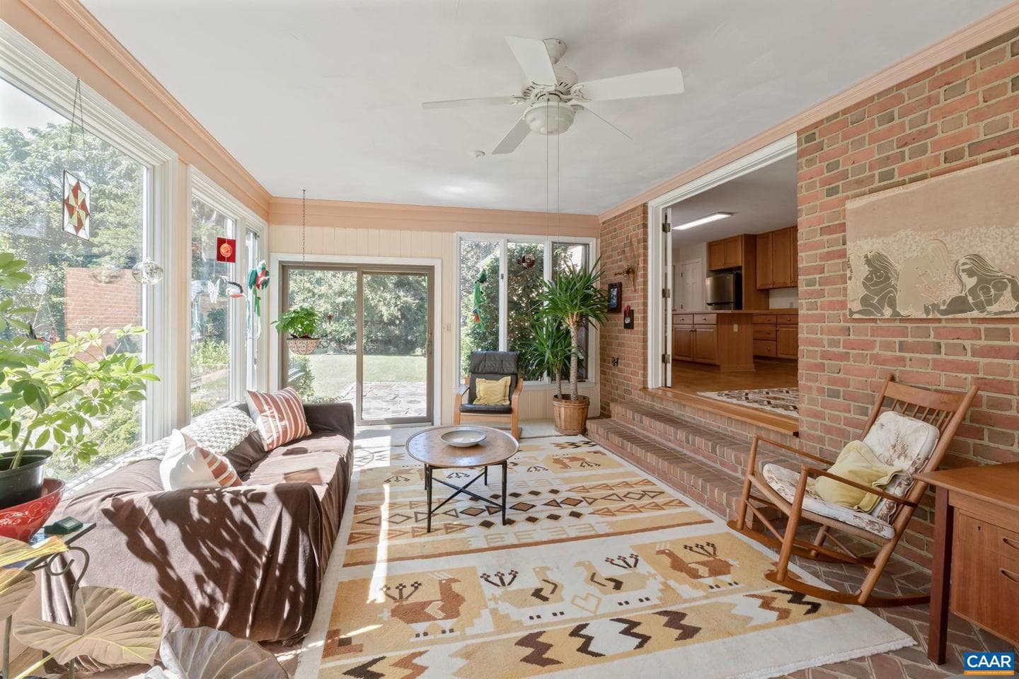 311 Gloucester Rd photo 16