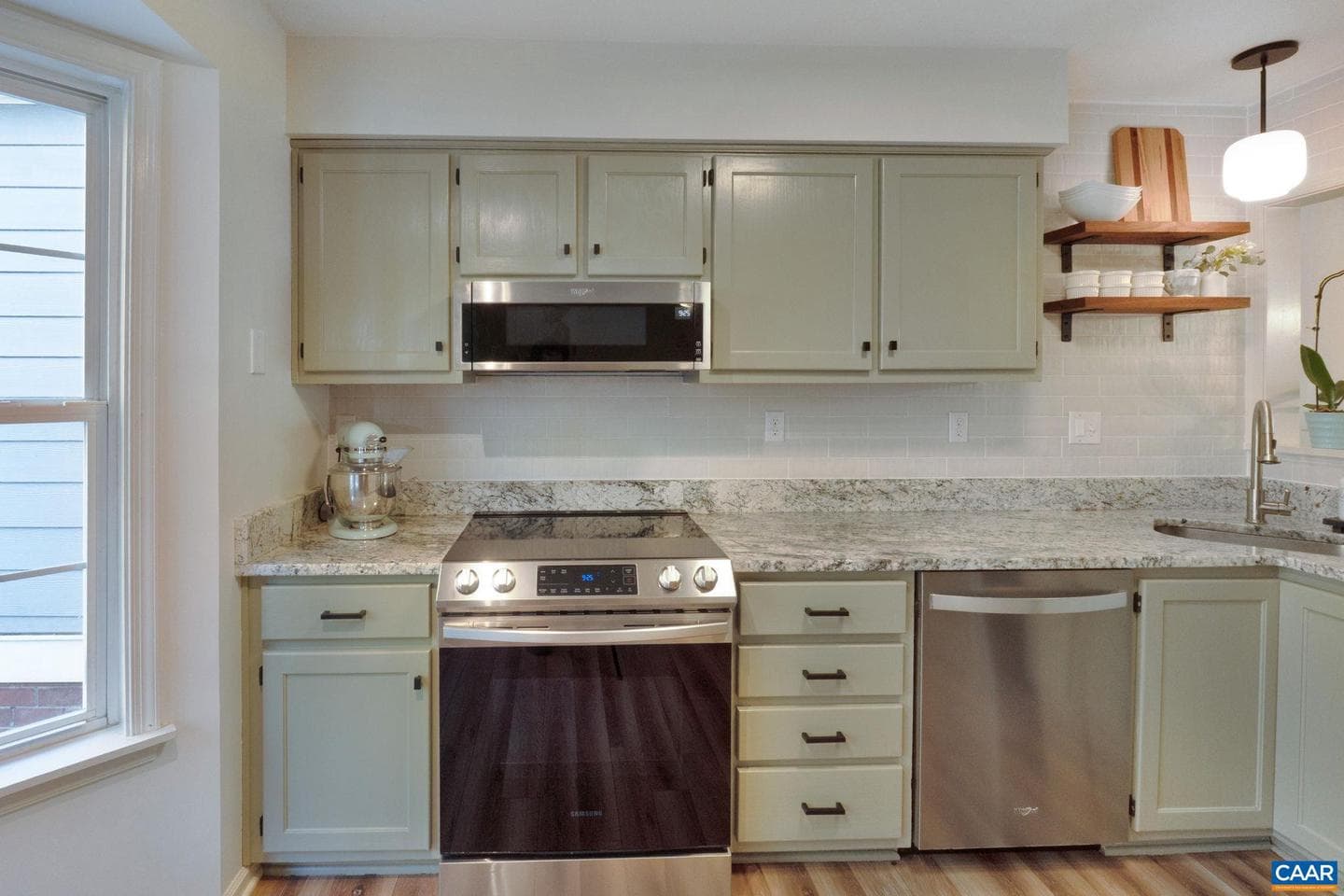 3278 Gateway Cir photo 13