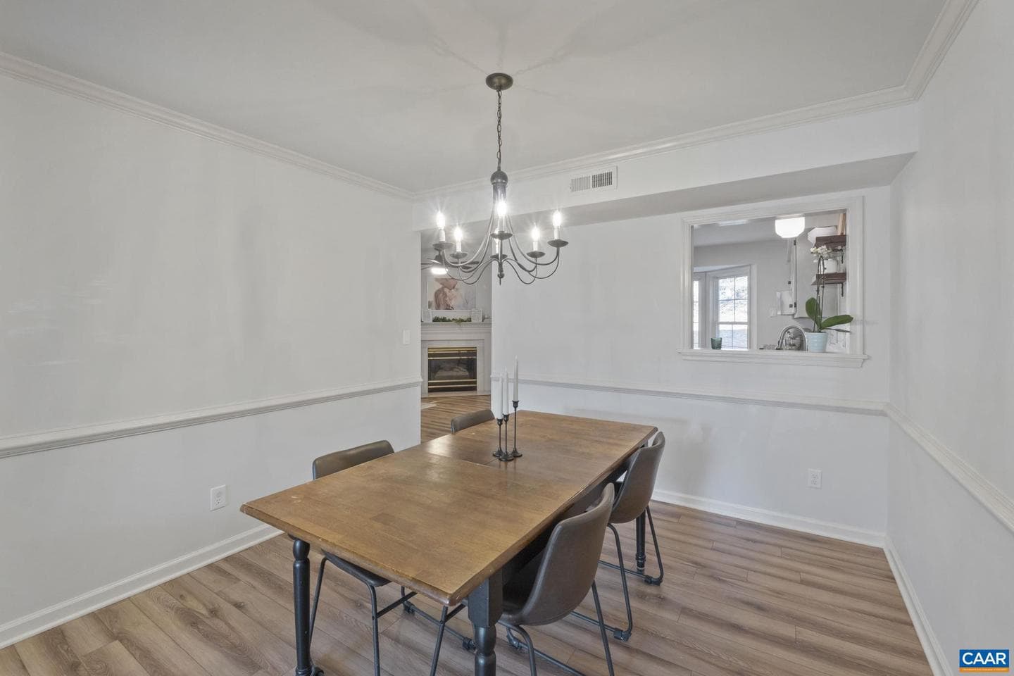 3278 Gateway Cir photo 8