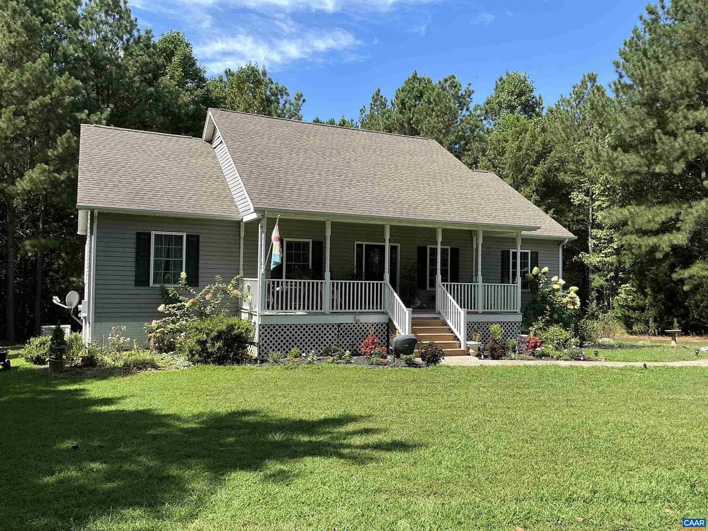 145 Butler Ln photo 3