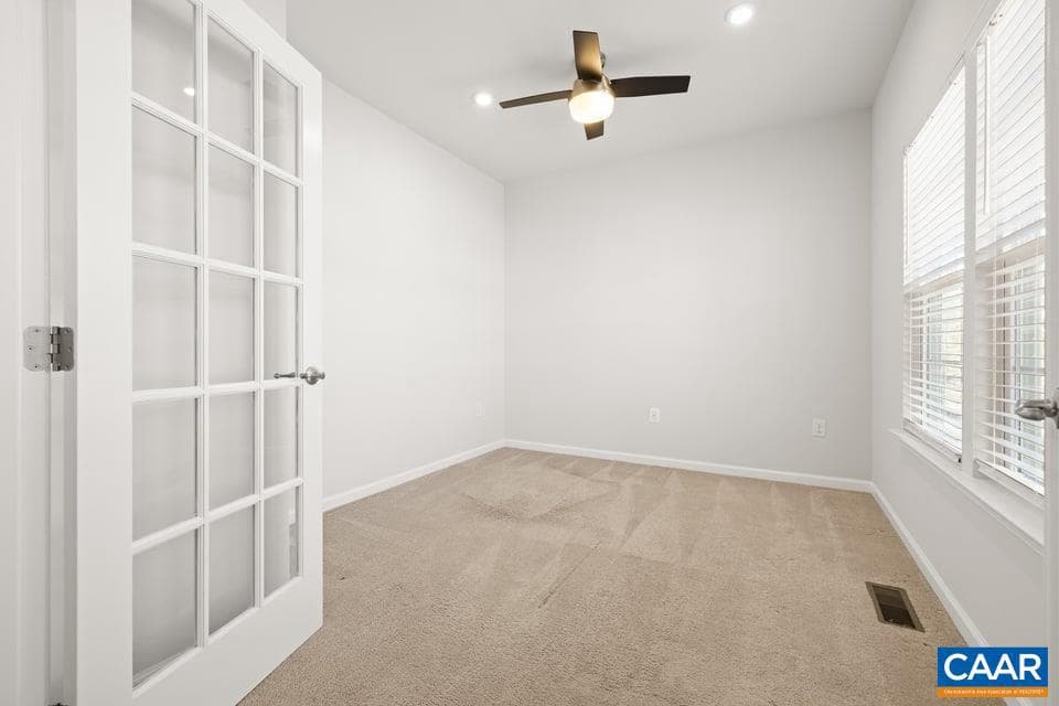 4400 Sunset Dr photo 4