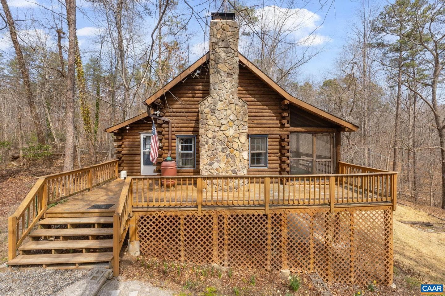 1522 Holland Creek Rd photo 2