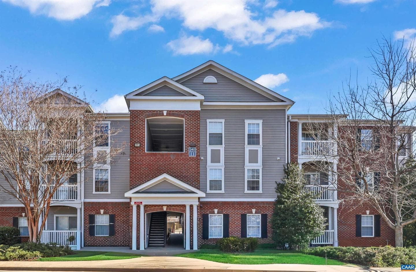 140 Yellowstone Dr #303