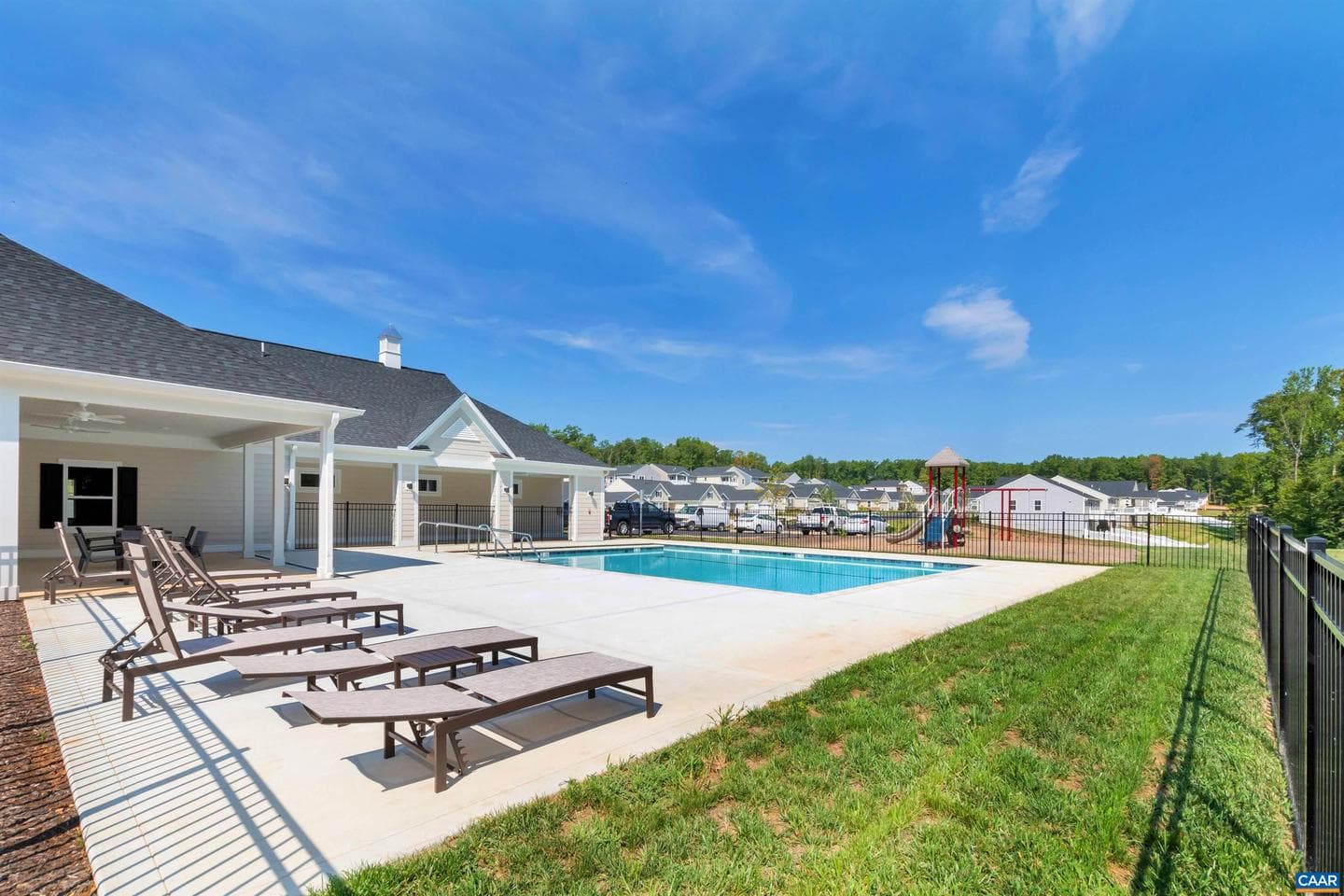 27 Pine Knot Dr photo 38