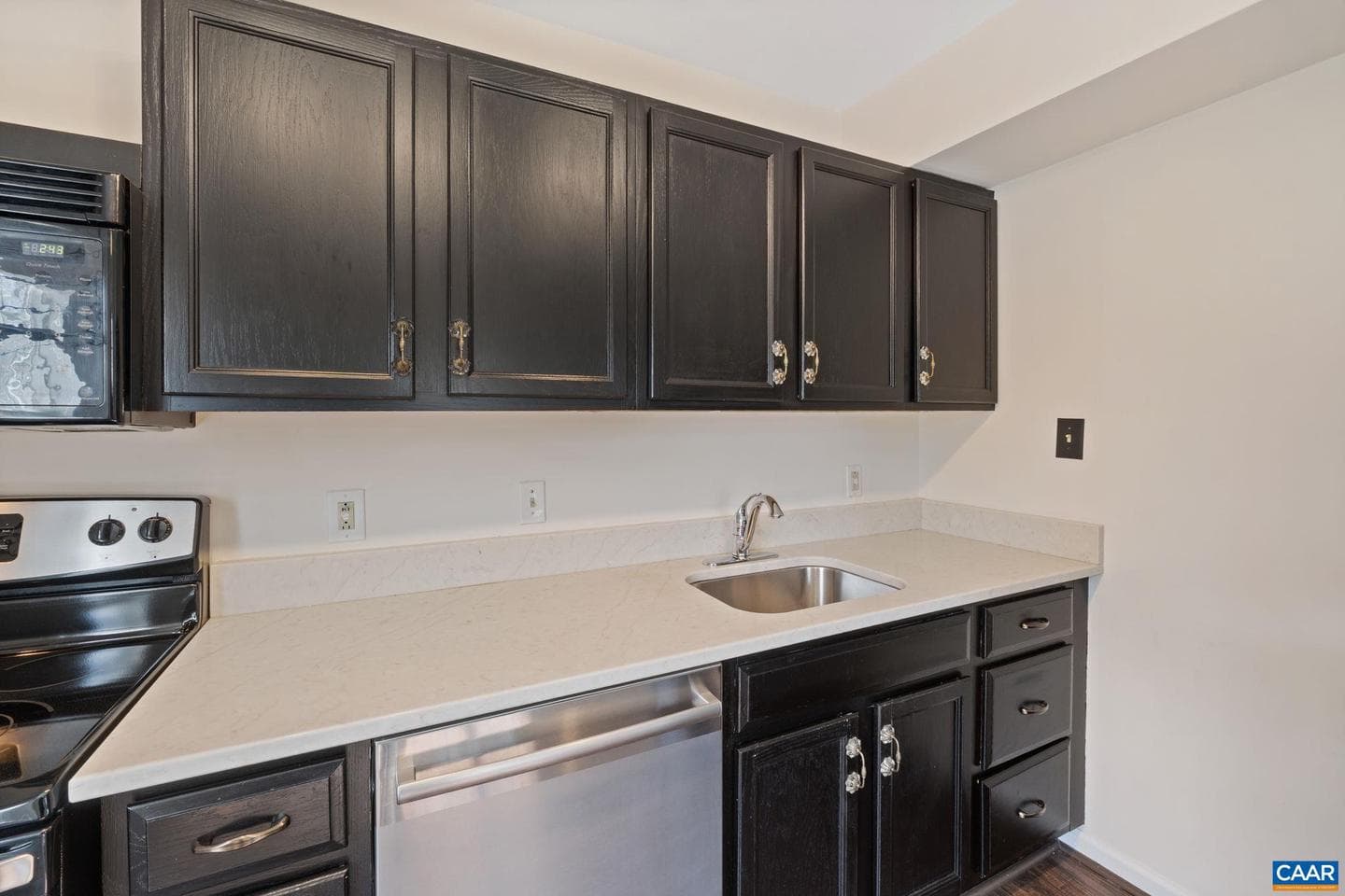 1242 Villa Ln #d photo 9